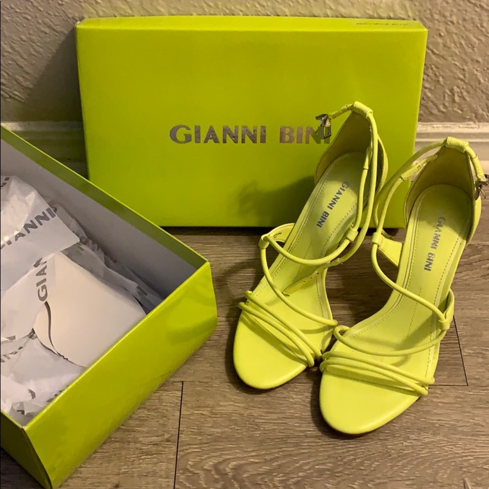 Gianni Bini Neon Green Heels
